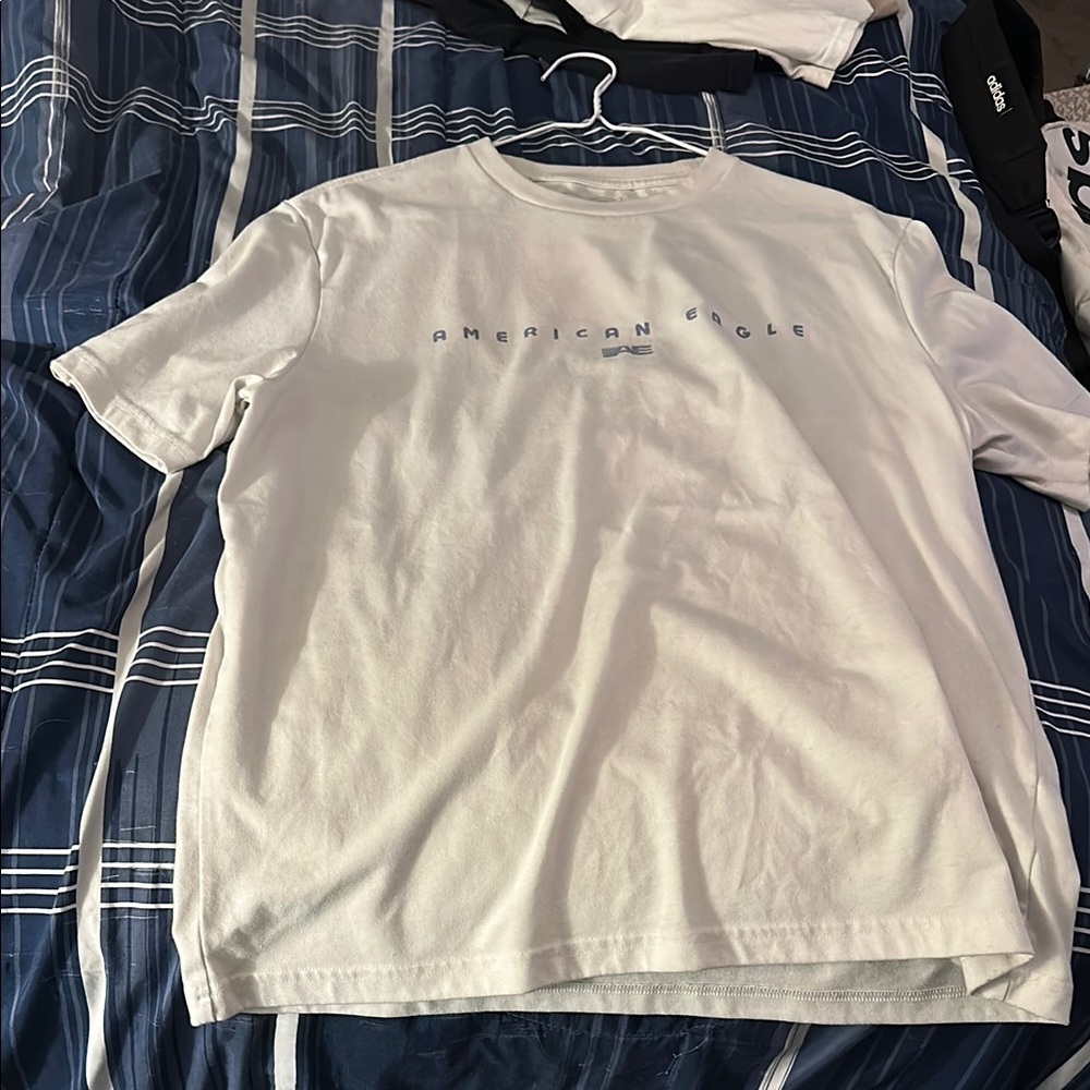American Eagle Outfitters White Short Sleeve Tee